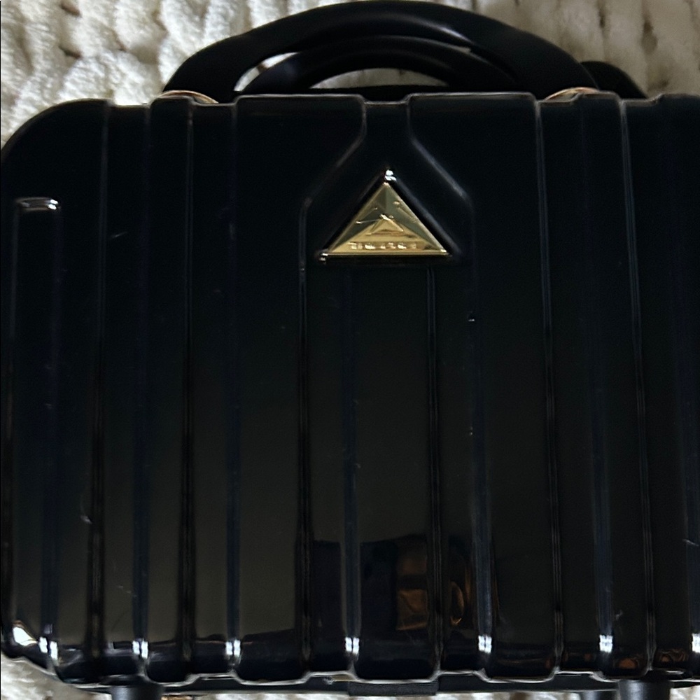 Elegant Black Travel Bag
